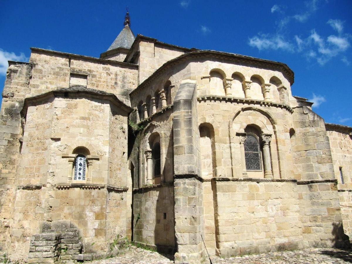 Maison Accueillante A Nant Avec Piscine Partagee Luaran gambar